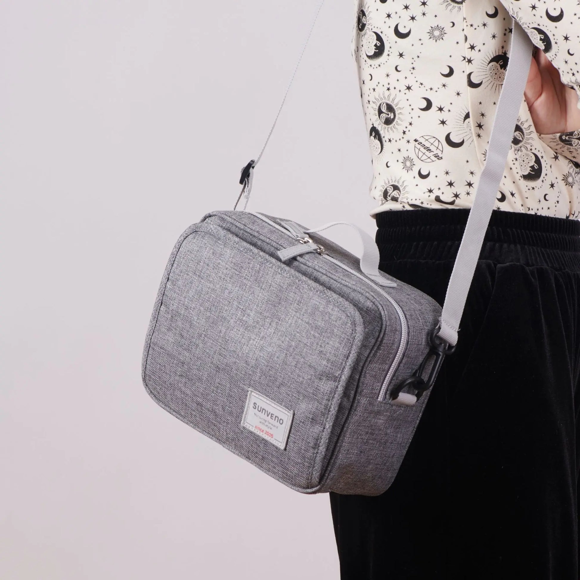 Diaper Clutch Bag with Wipe Dispenser SUNVENO